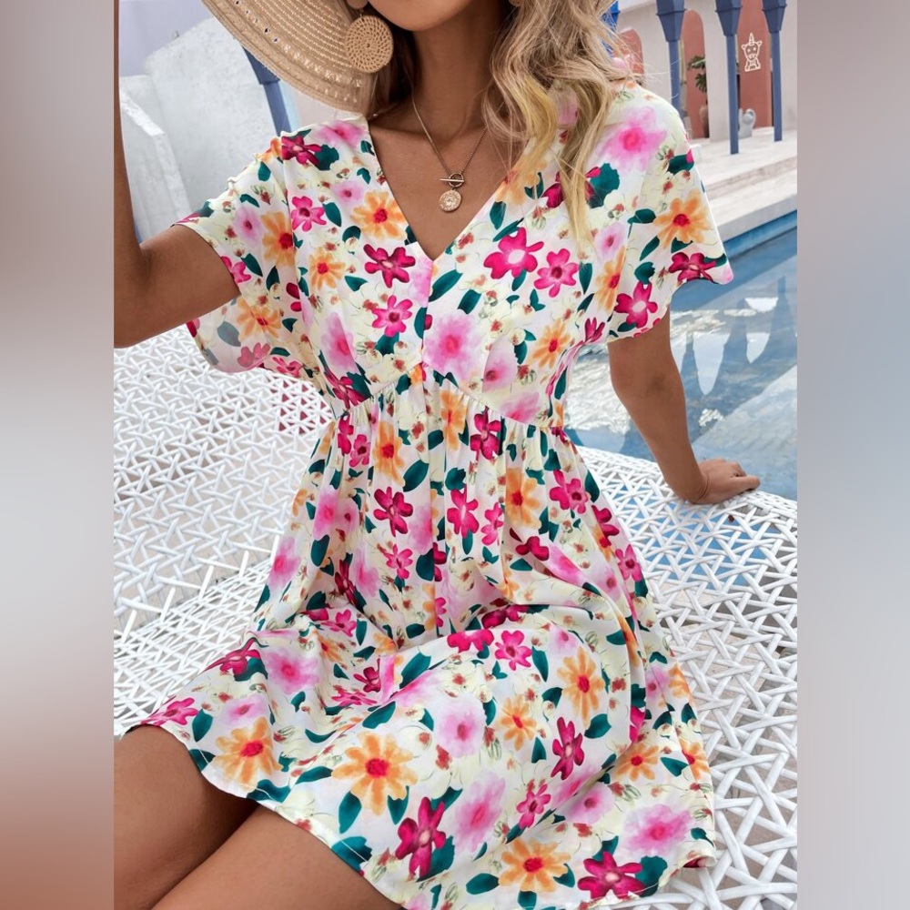 SHEIN Flutter Sleeve Floral V-Neck Sundress in Pink and Orange Size Small